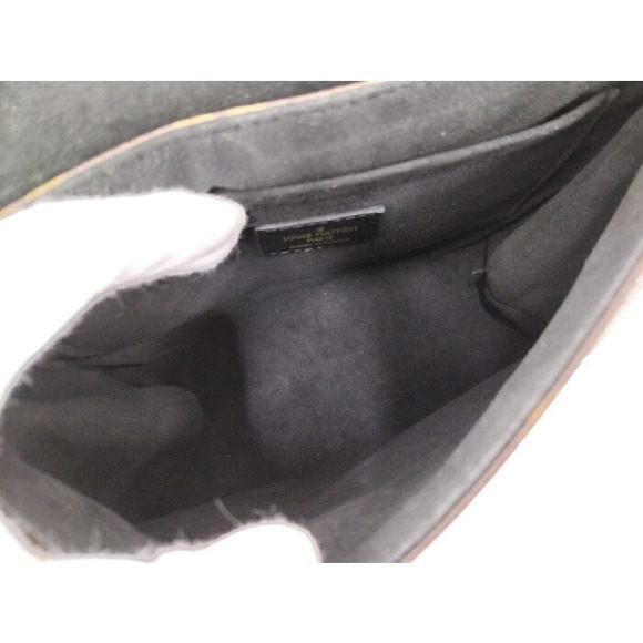 Louis Vuitton Monogram Locky BB Shoulder Bag Black - Picture 9 of 9